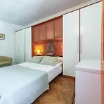 Apartment Geraeumige Mit Eigener Terrasse By Interhome Dubrovnik