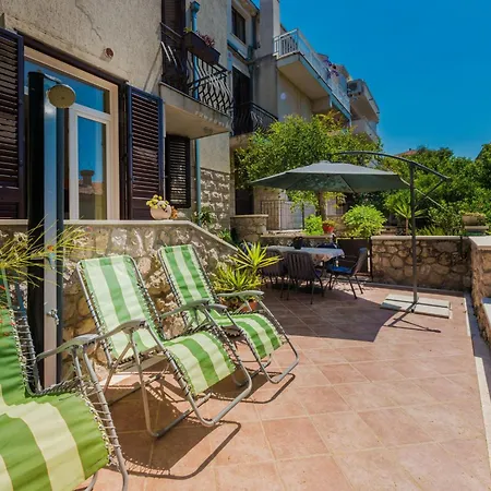 Geraeumige Mit Eigener Terrasse By Interhome *