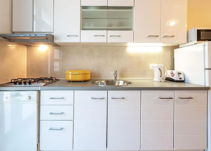 Geraeumige Mit Eigener Terrasse By Interhome * 두브로브니크