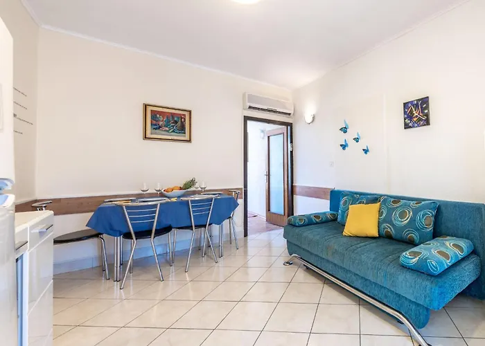 Geraeumige Mit Eigener Terrasse By Interhome * 두브로브니크