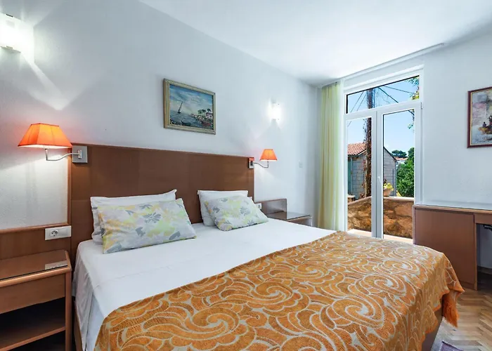 아파트 Geraeumige Mit Eigener Terrasse By Interhome *