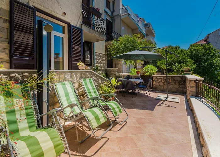 Geraeumige Mit Eigener Terrasse By Interhome *