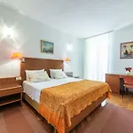 Apartmán Geraeumige Mit Eigener Terrasse By Interhome